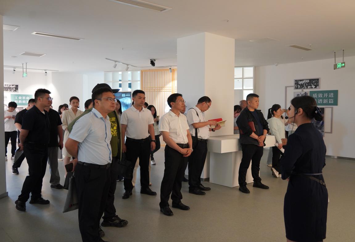 旅游管理专业学生圆满完成南溪区社科联接待讲解任务