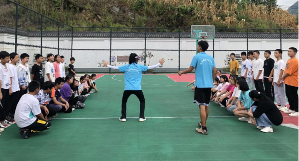 体育文化助成长 快乐学校育新人——welcome皇冠地址“追梦大运”志愿服务队2022年  暑期“三下乡”社会实践活动系列报道（二）