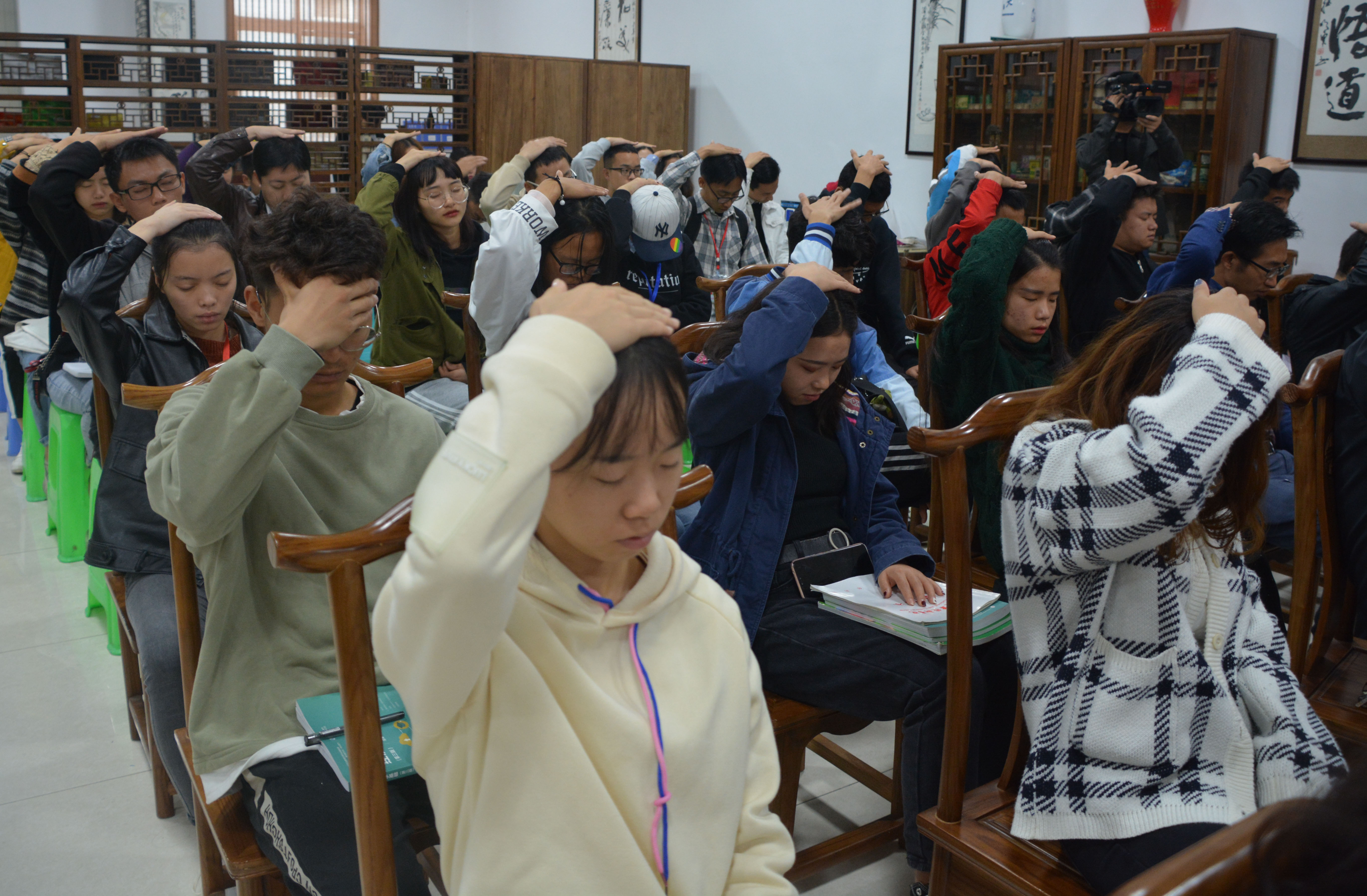 大学生的情绪与压力管理——邹冯平老师专题讲座