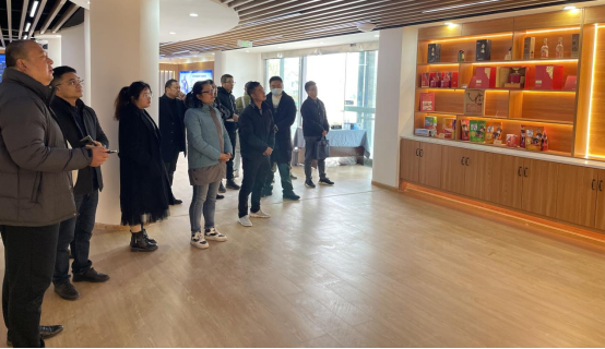 吴强博士带队到南溪产业发展集团调研座谈校企合作事项