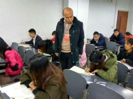 四川师范大学继教院唐斌副院长巡考welcome皇冠地址考点